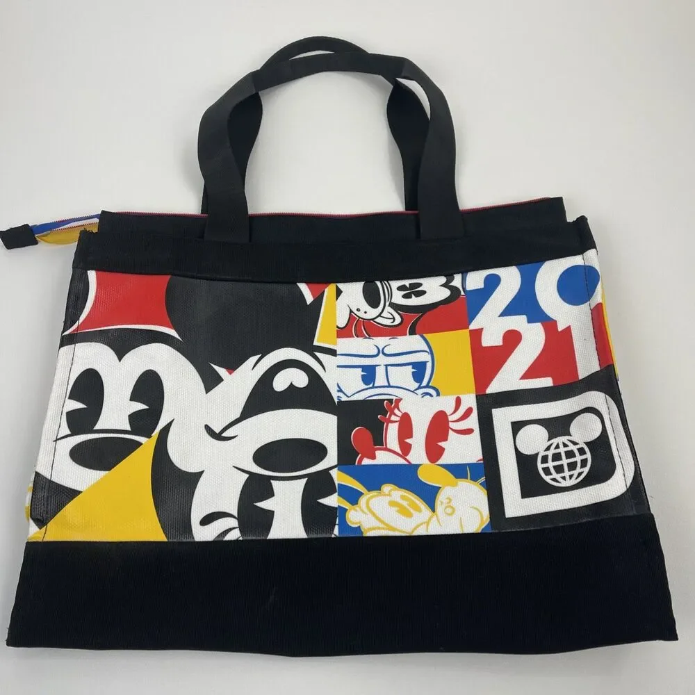 NWOT Disney World Parks 2021 Limited Release Mickey & Friends Bright Tote Bag